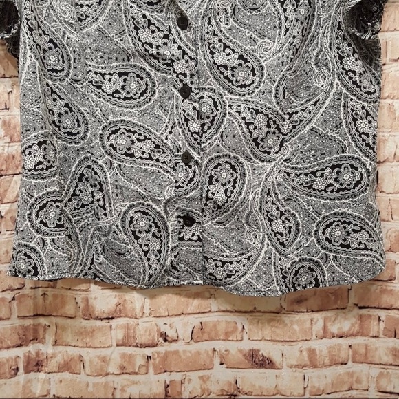 CROFT & Barrow Paisley Button Down Top - Picture 4 of 11